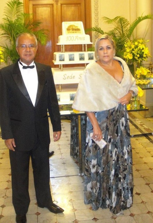 Sempre prontos para melhor atendê-lo, com grande Orgulho de ser Brasileira!!!